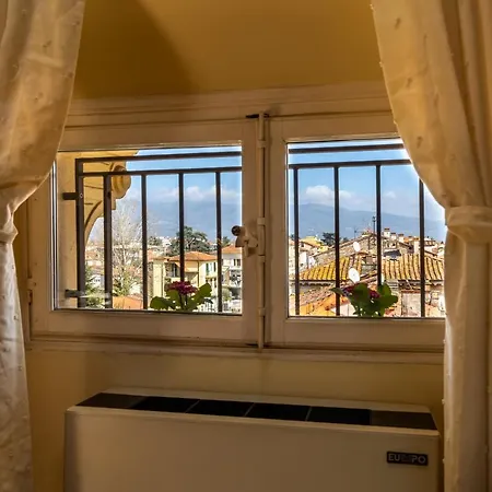 50mt Dalle Mura+parcheggio*appartamento Tipico* * Lucca
